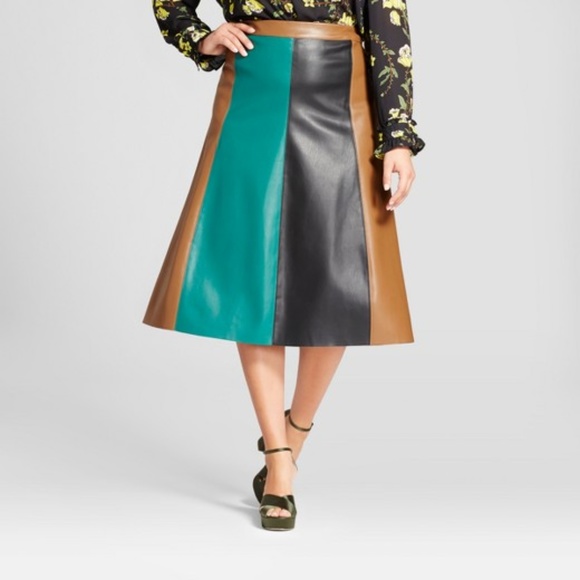 New Faux Leather Colorblock Paneled Swing Skirt B6 - Picture 3 of 7